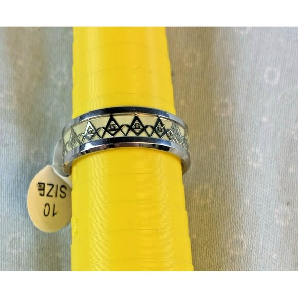 Silver Gold Tone Masonic Ring Size 10 Freemason Symbol Jewelry - Picture 2 of 3